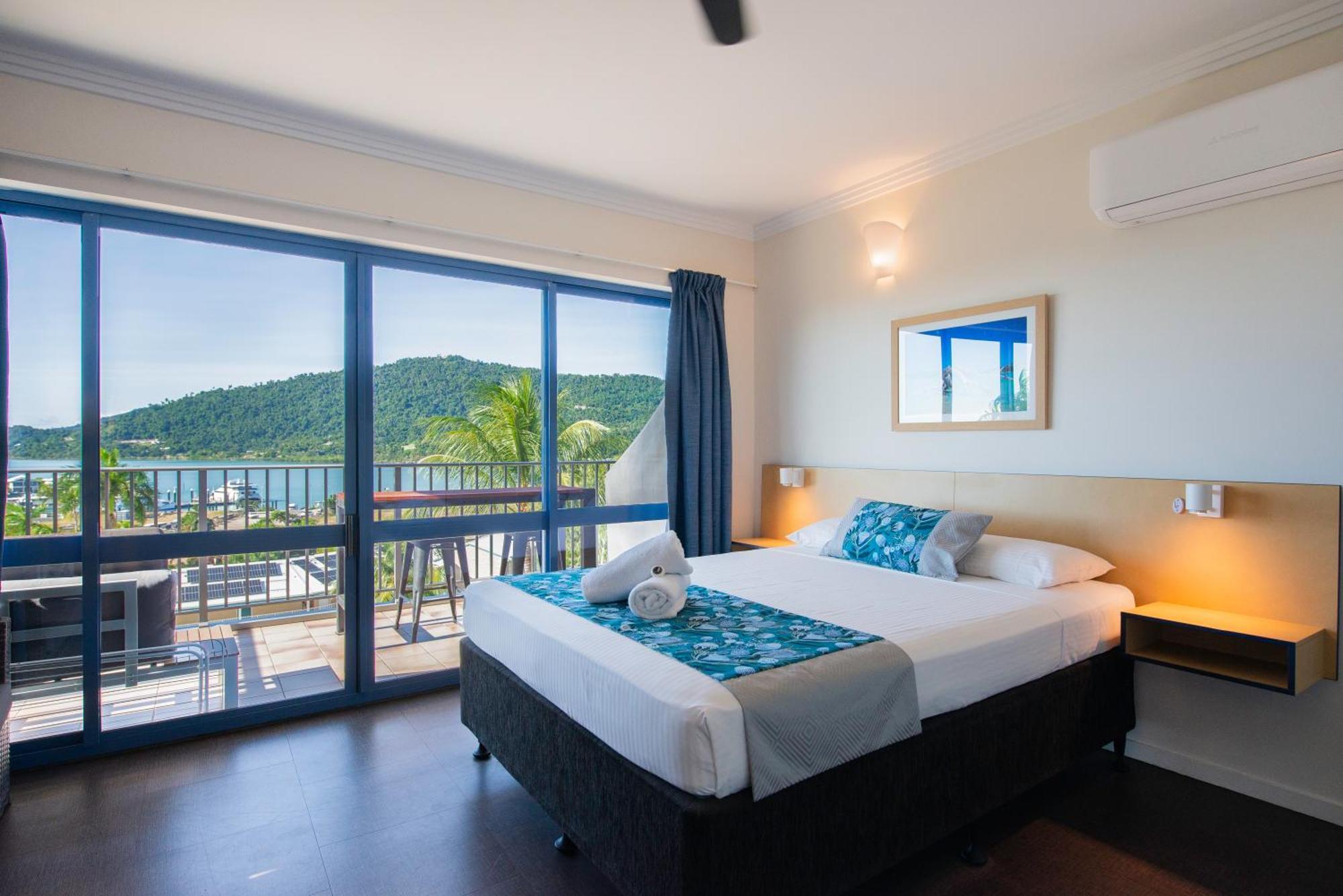 Coral Sea Vista Apartments Эйрли-Бич Экстерьер фото