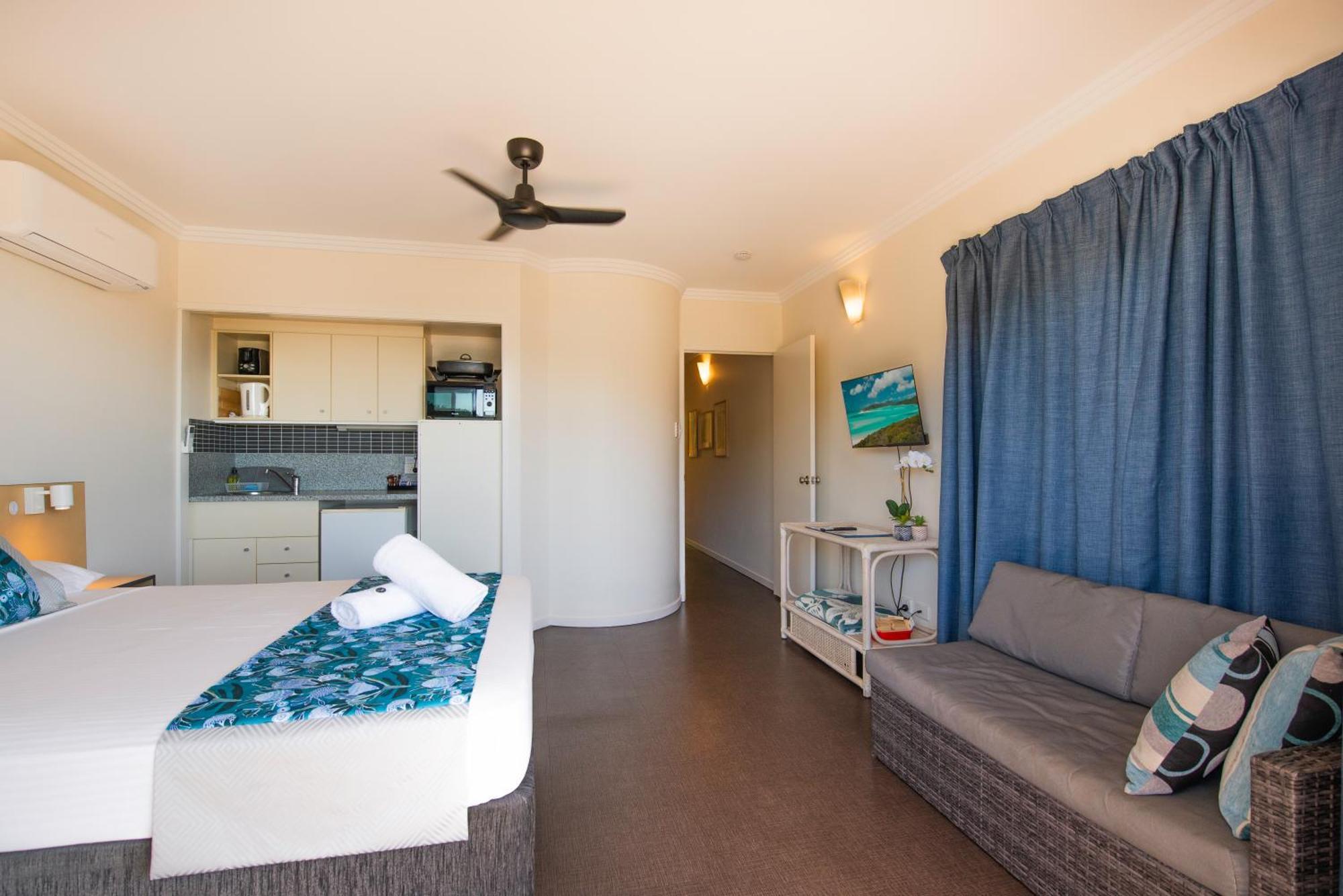 Coral Sea Vista Apartments Эйрли-Бич Экстерьер фото